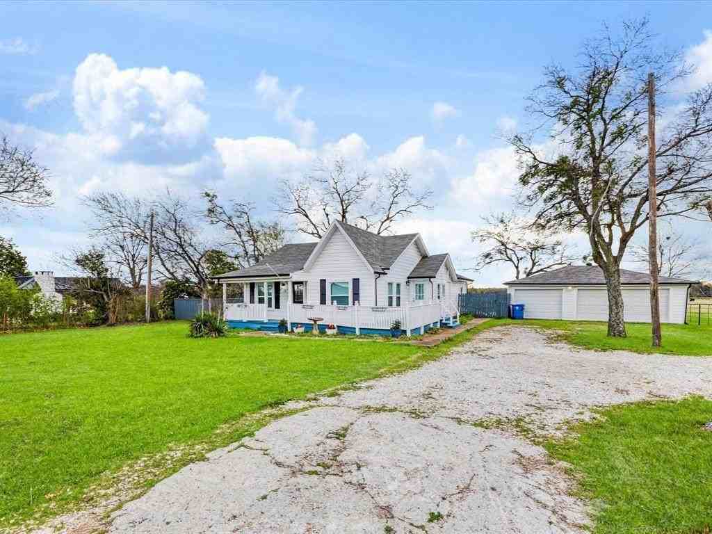 222 Barnes Bridge Rd - Photo 2 of 18