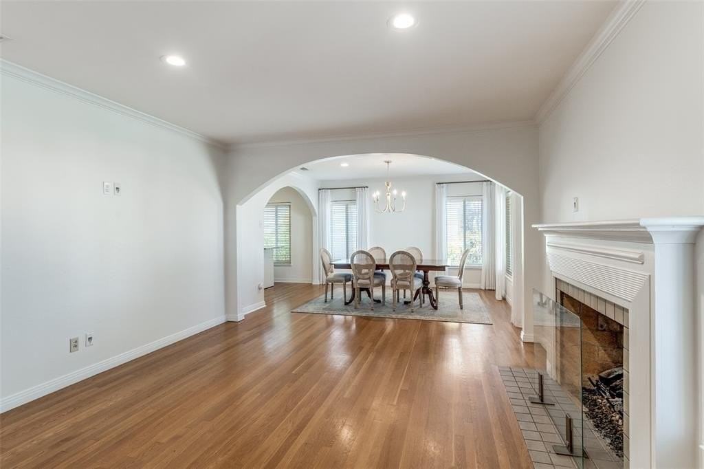 6558 Anita St - Photo 4 of 21