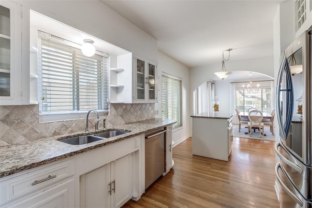 6558 Anita St - Photo 7 of 21