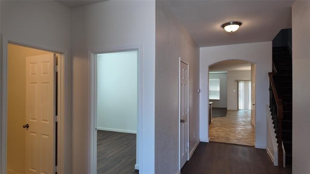 2111 Indigo Ln - Photo 5 of 12