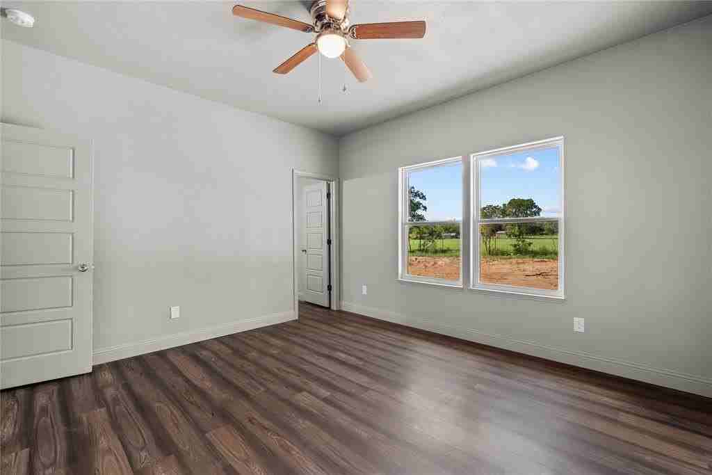 121 Emerson Ln - Photo 7 of 8