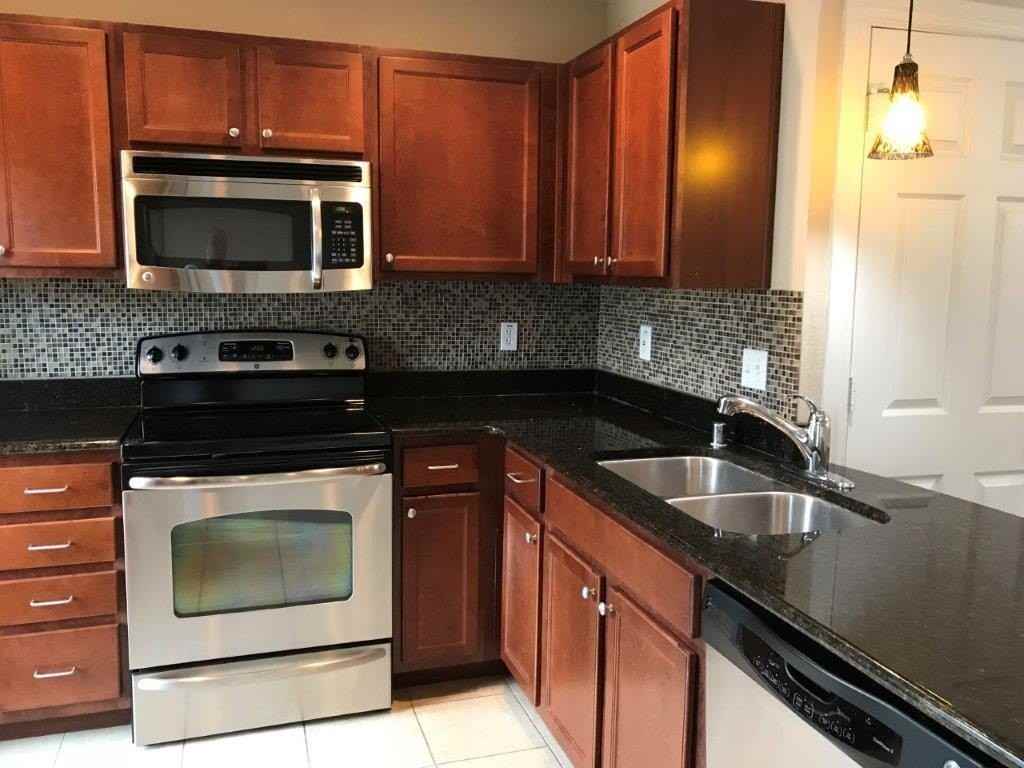 4744 Bradford Dr #4744B - Photo 5 of 18