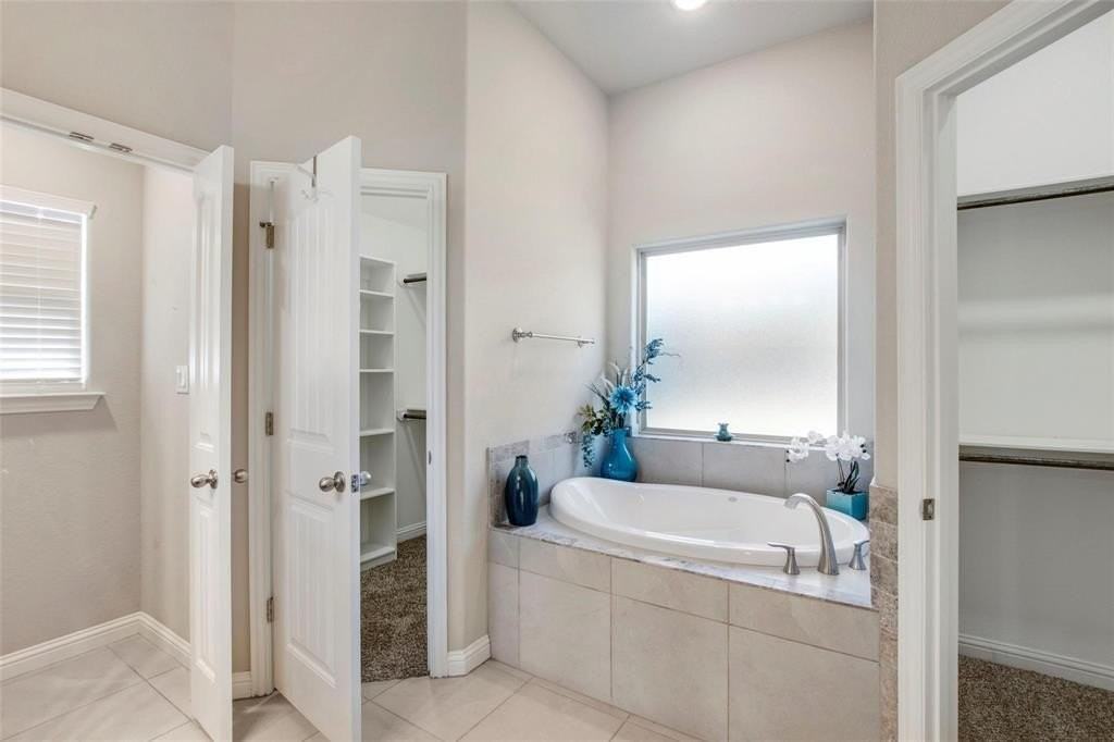 3051 Meandering Way - Photo 5 of 10