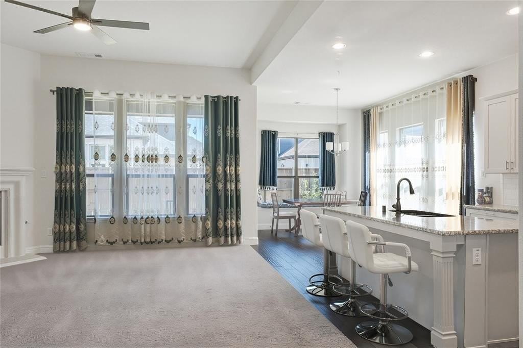 601 Cherry Tree Ln - Photo 5 of 30