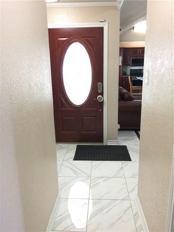 2527 Cunningham St - Photo 2 of 29