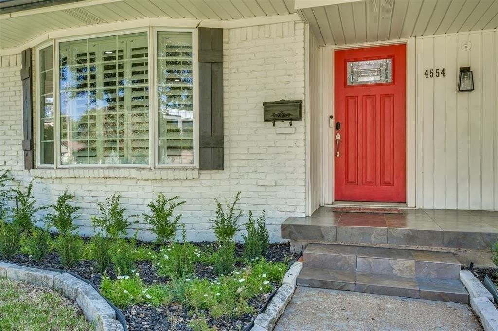 4554 Saint Landry Dr - Photo 4 of 26