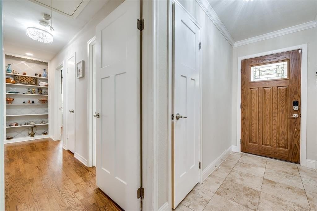 4554 Saint Landry Dr - Photo 5 of 26