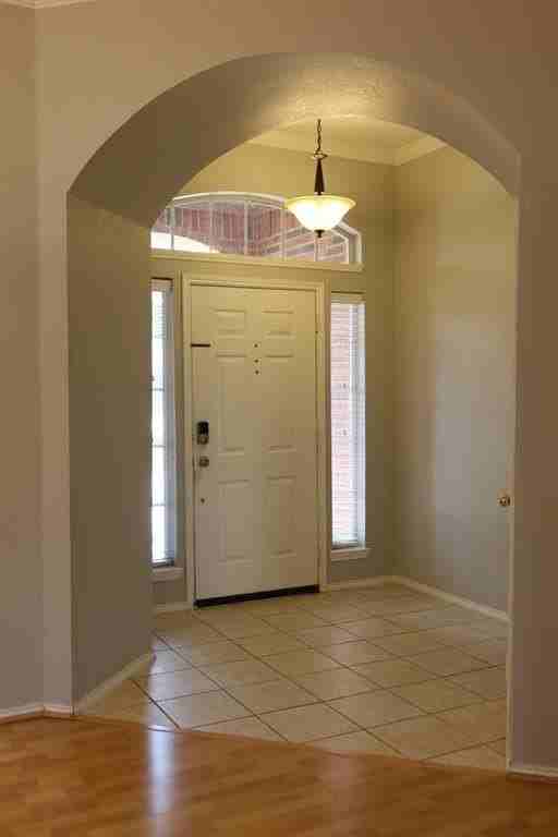 5504 Foxfire Ln - Photo 2 of 12