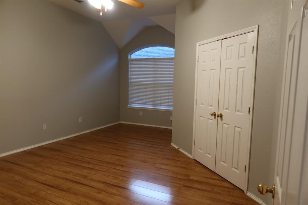 5504 Foxfire Ln - Photo 6 of 12