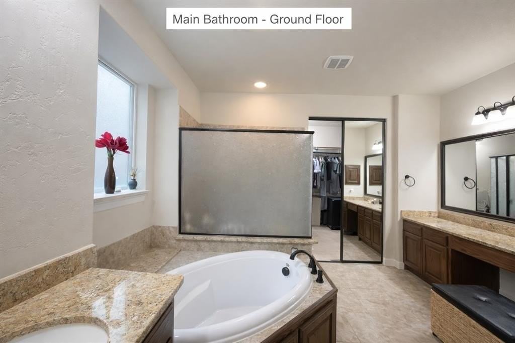 4820 Mulholland Dr - Photo 6 of 12