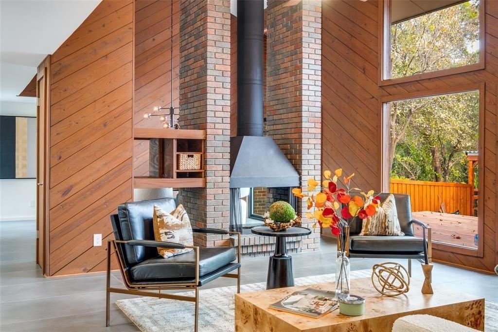 3974 Lost Creek Dr - Photo 4 of 28