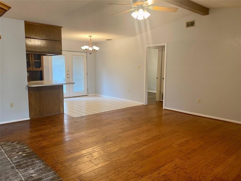 1518 Seamans Way - Photo 5 of 19