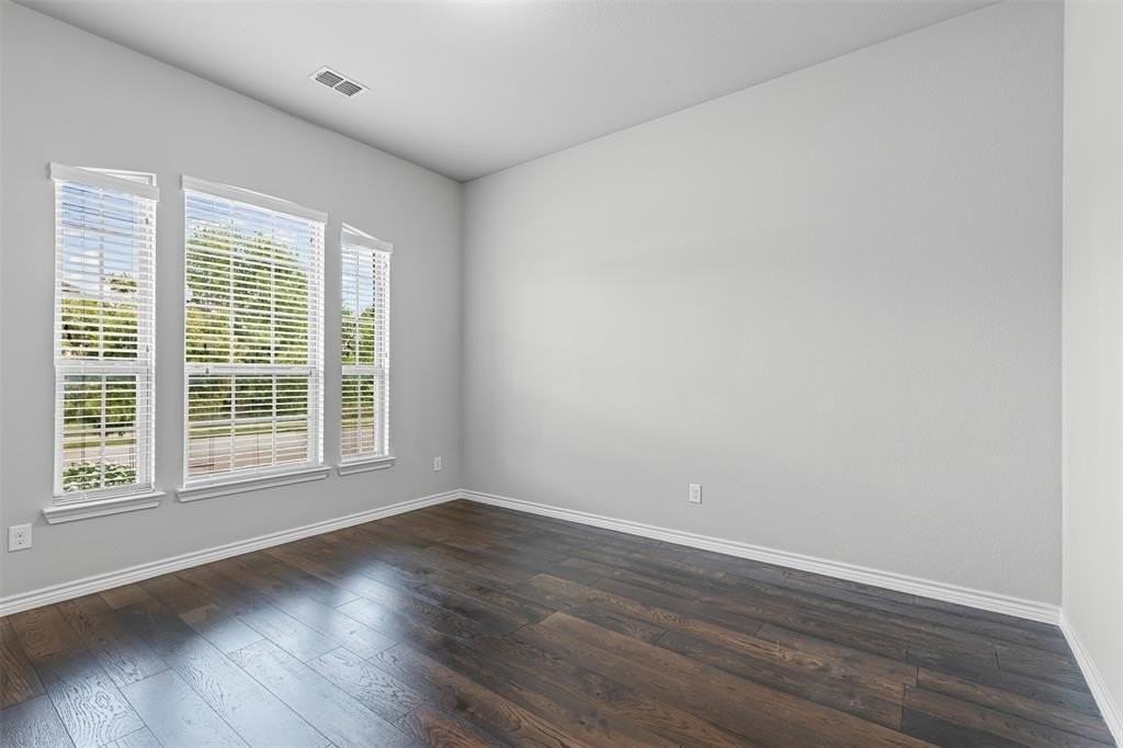 3804 Carmel Hills Dr - Photo 5 of 20