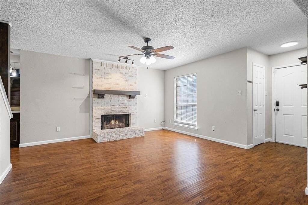 710 Peach Ct - Photo 5 of 24