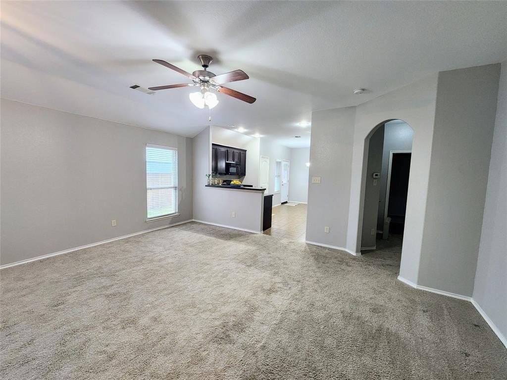 1809 Rodeo Dr - Photo 4 of 20