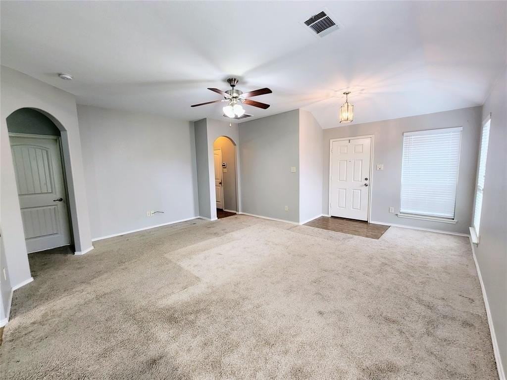 1809 Rodeo Dr - Photo 7 of 20