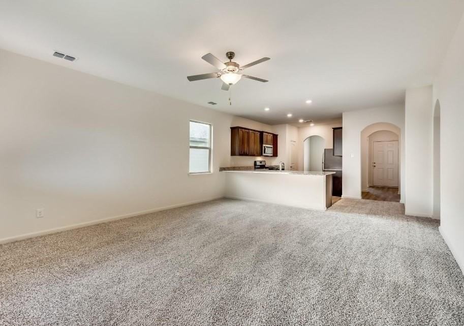 2102 Pondera St - Photo 3 of 15