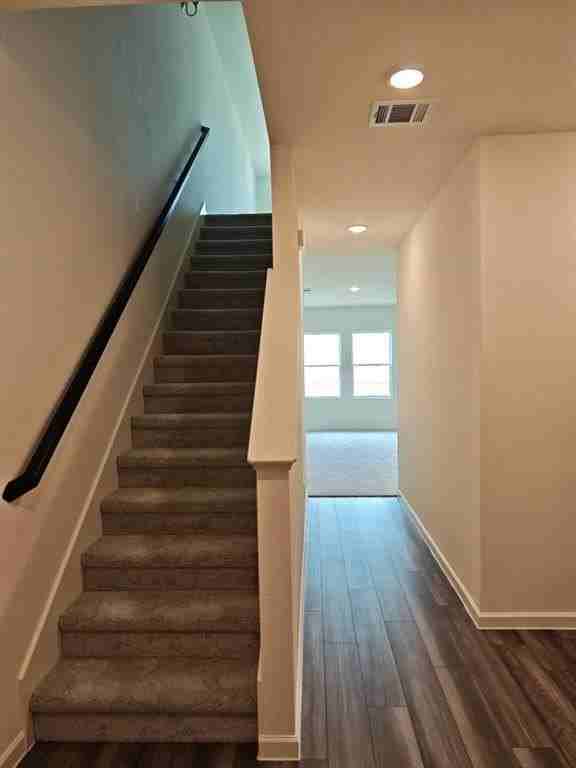 2308 States St - Photo 3 of 19