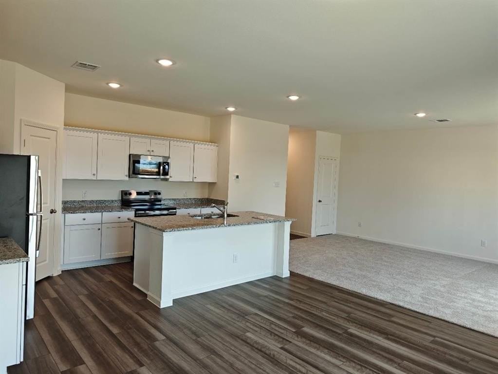 2308 States St - Photo 5 of 19