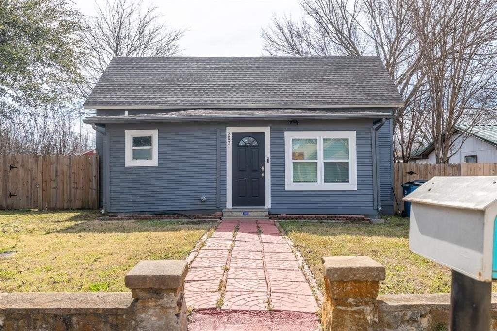 203 W Purdom Ave - Photo 2 of 21