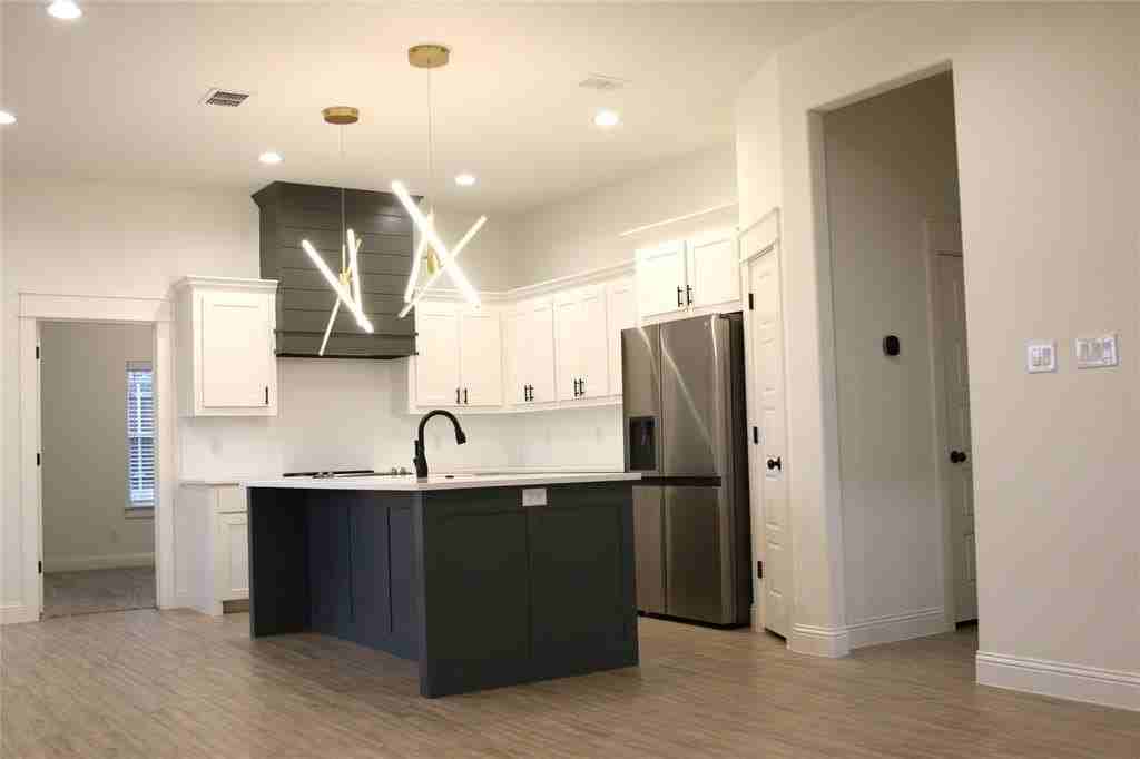 941 Tesslynn Ave - Photo 3 of 21