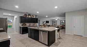 featured image of 829 Loomis Trl