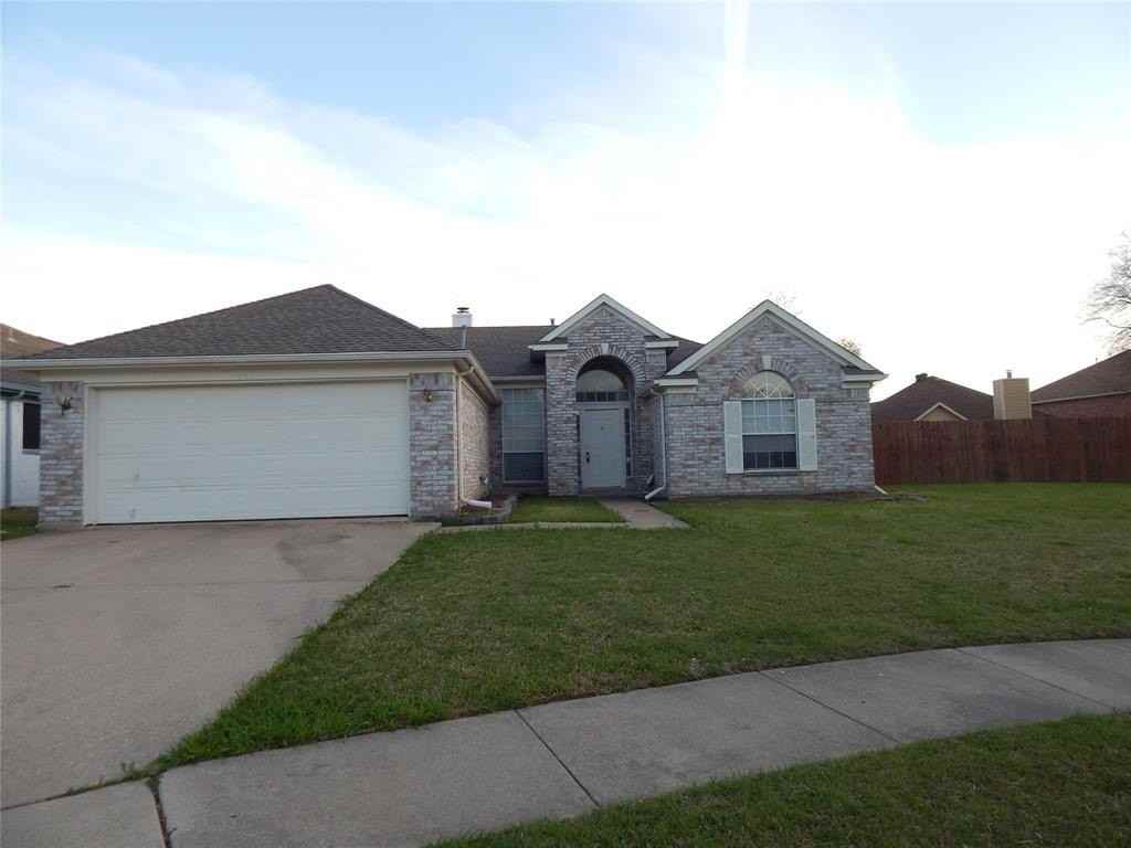 804 Sansome Dr - Photo 2 of 16