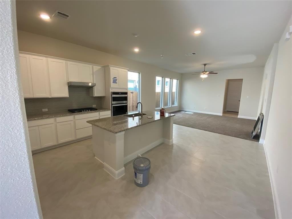 5513 Acoma Ln - Photo 5 of 18