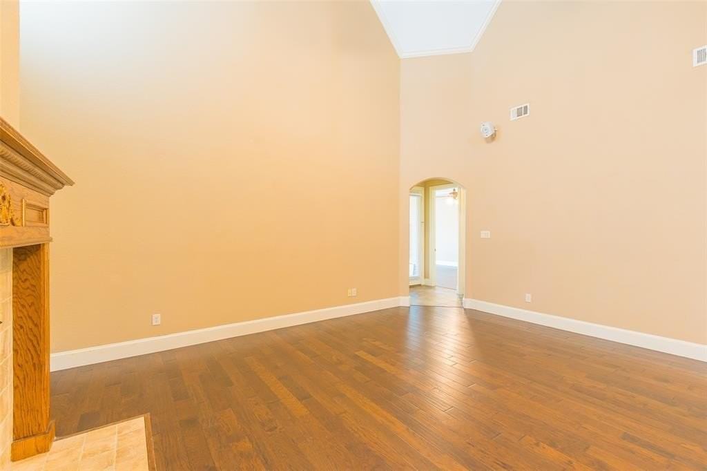 7804 Keechie Dr - Photo 7 of 39