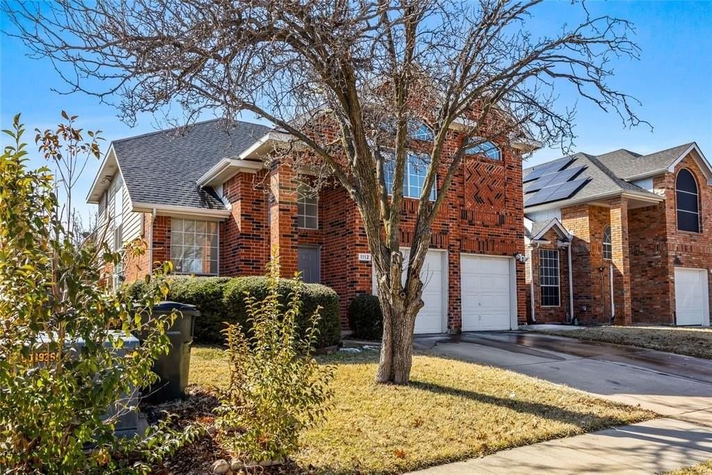 1112 Canoe Ln - Photo 2 of 25