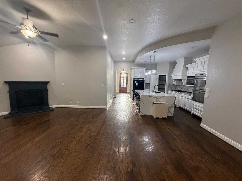 5109 Fort Buckner Dr - Photo 7 of 19