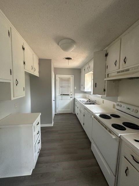 2818 S 39th St - Photo 4 of 12