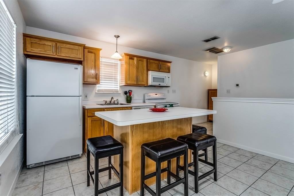 3721 El Campo Ave - Photo 6 of 8