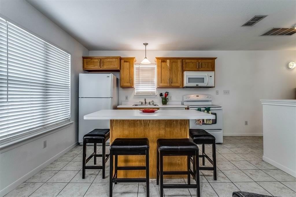 3721 El Campo Ave - Photo 7 of 8