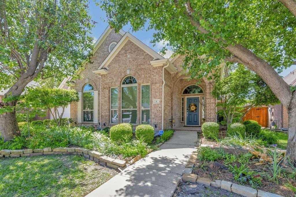 9 Avalon Dr - Photo 2 of 38