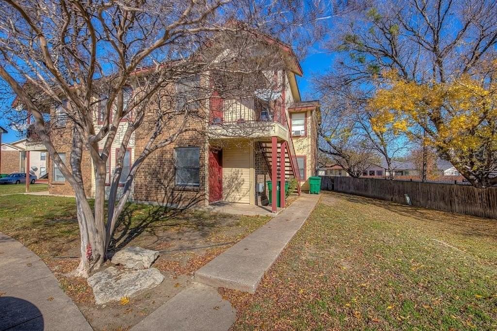 5113 Herrick Ct #C - Photo 4 of 27