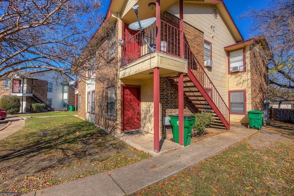 5113 Herrick Ct #C - Photo 7 of 27