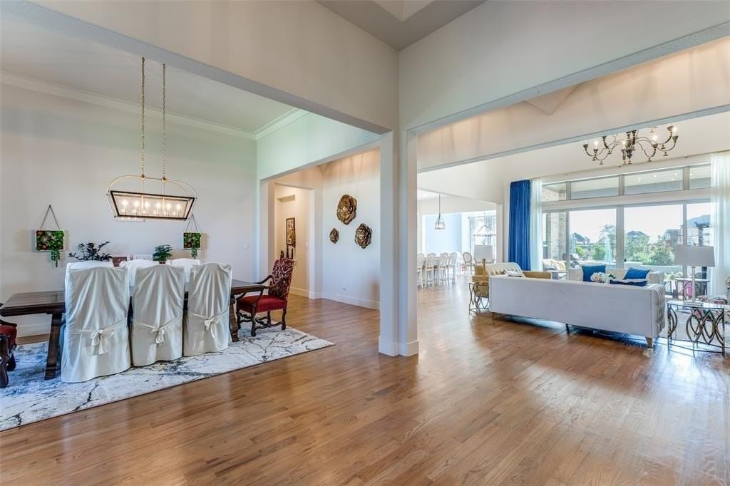 5200 Norwick Dr - Photo 3 of 17