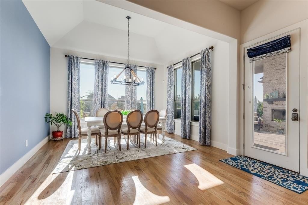 5200 Norwick Dr - Photo 4 of 17