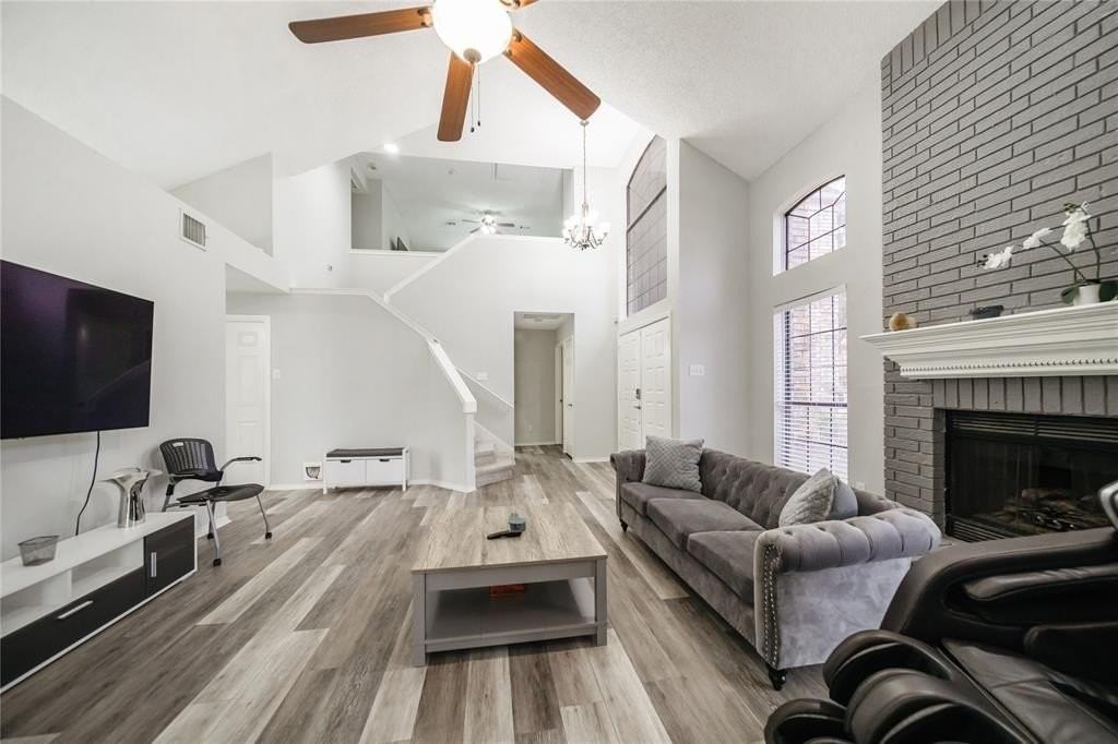 801 Fawn Valley Dr - Photo 7 of 39