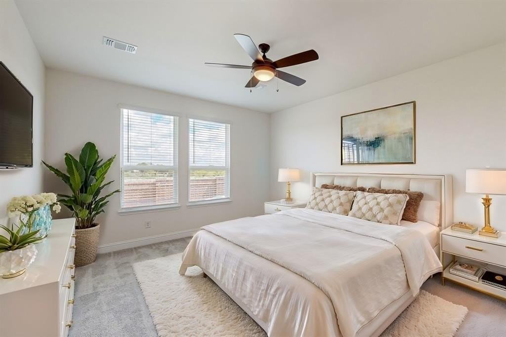 353 Princewood Dr - Photo 3 of 30