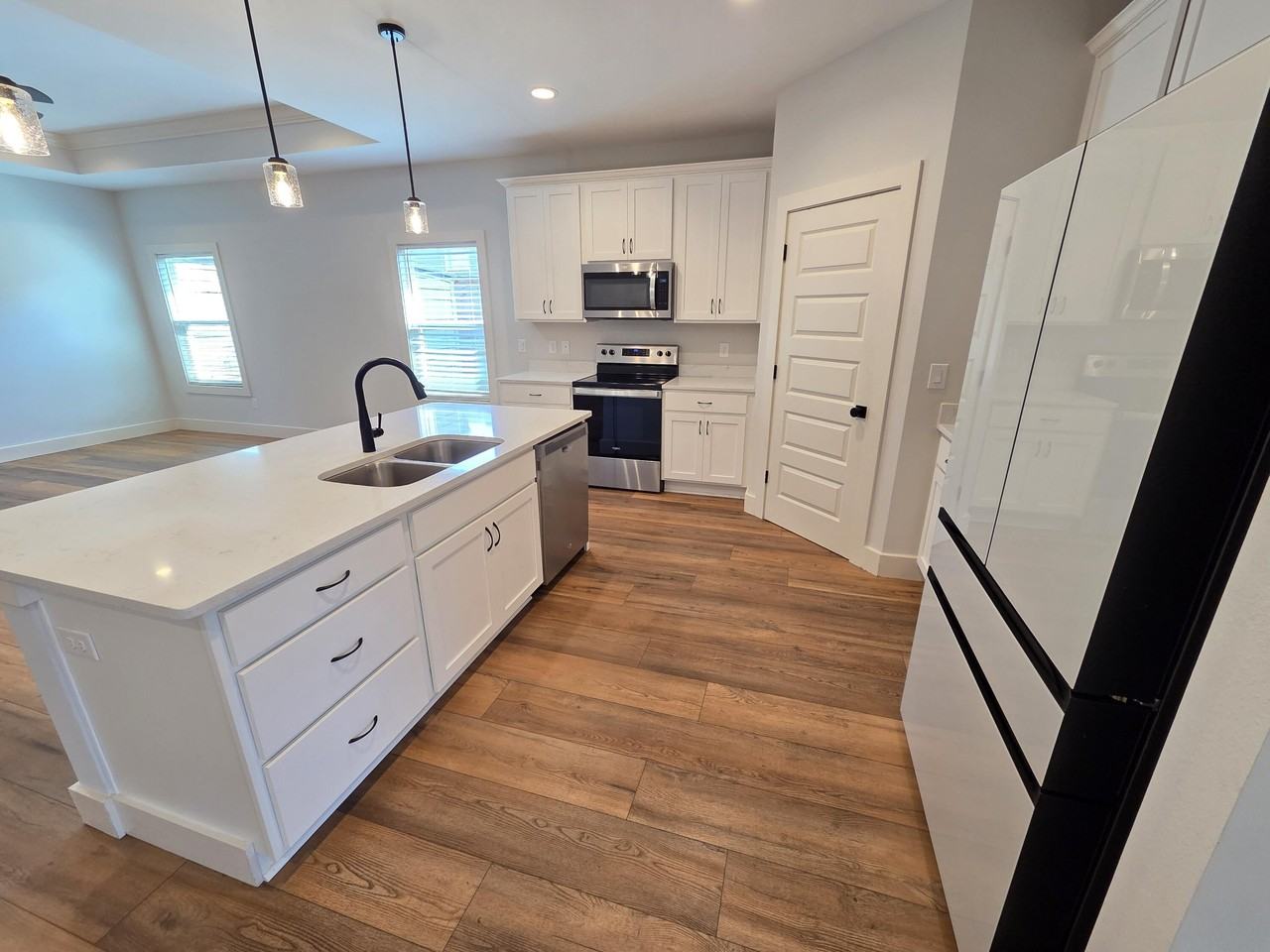 1821 Lubbock Rd - Photo 5 of 27