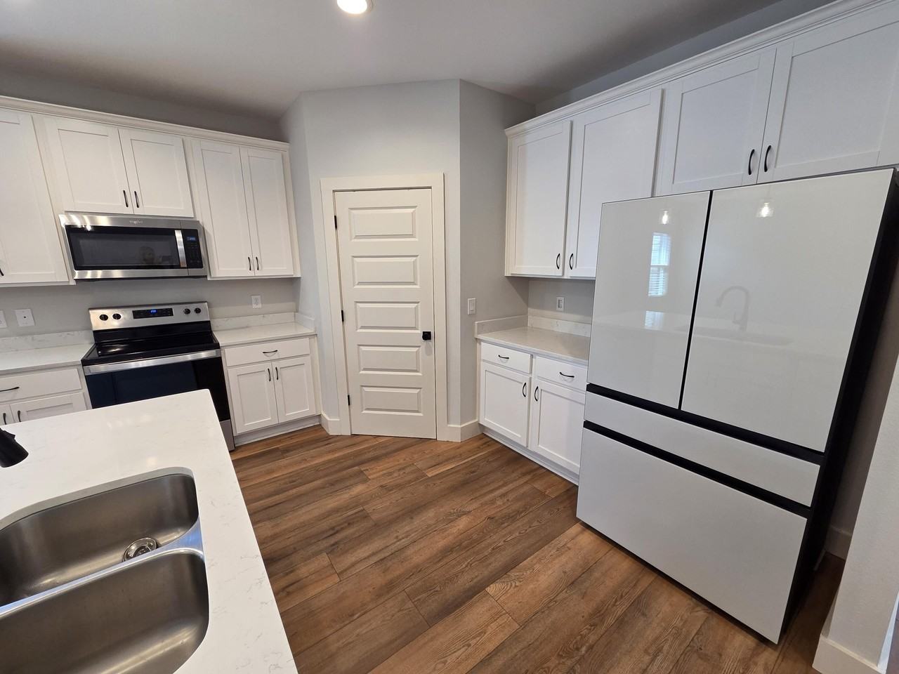 1821 Lubbock Rd - Photo 7 of 27