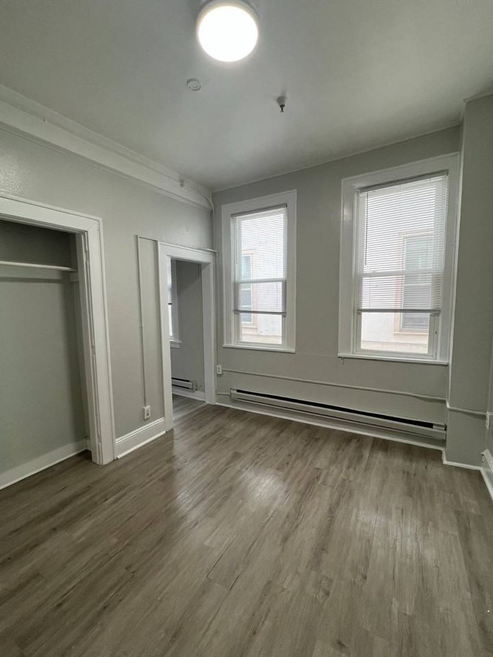 132 Jay St #1 - Photo 4 of 6