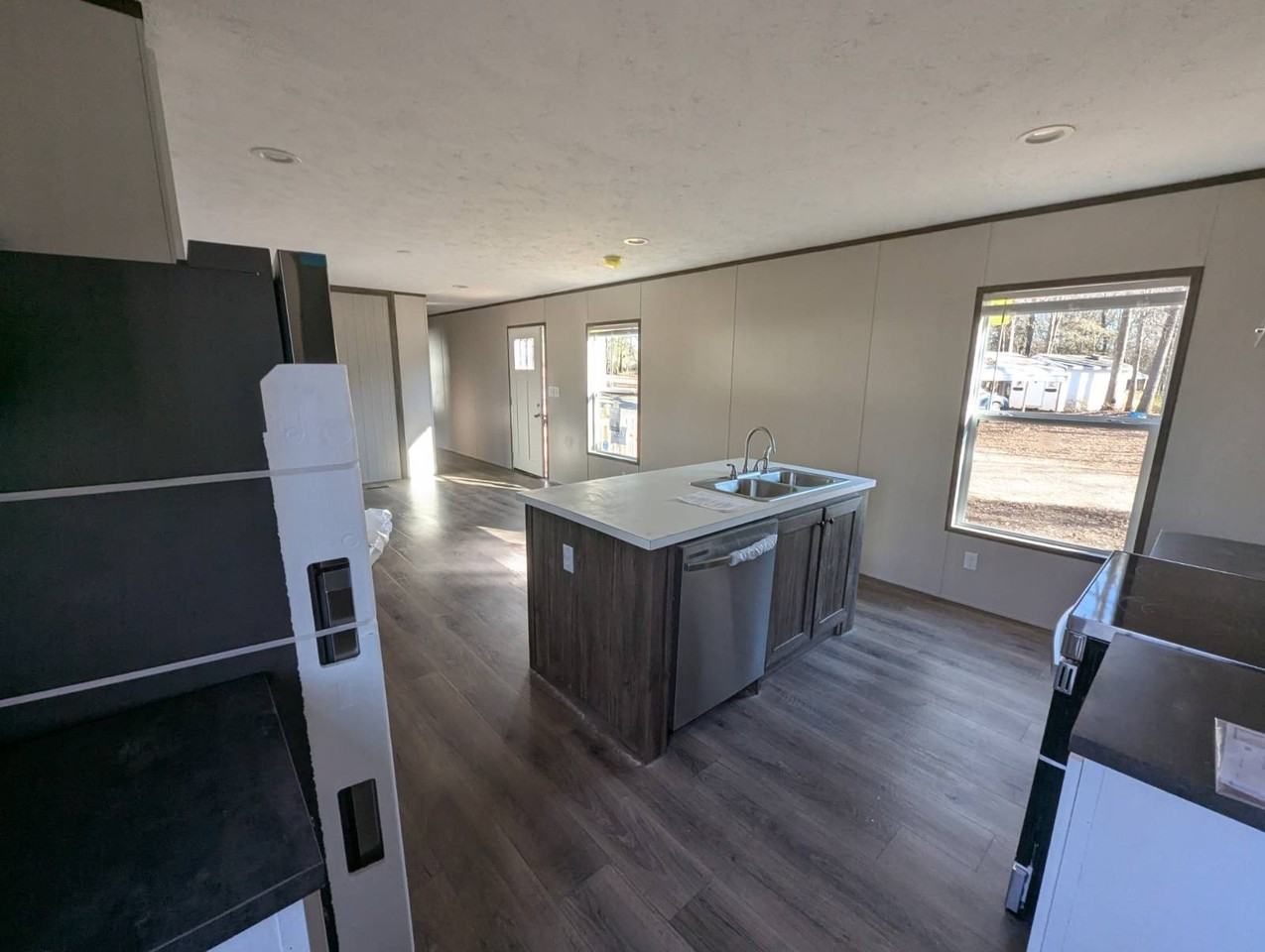 100 Near Lake Cir #22 - Photo 2 of 10