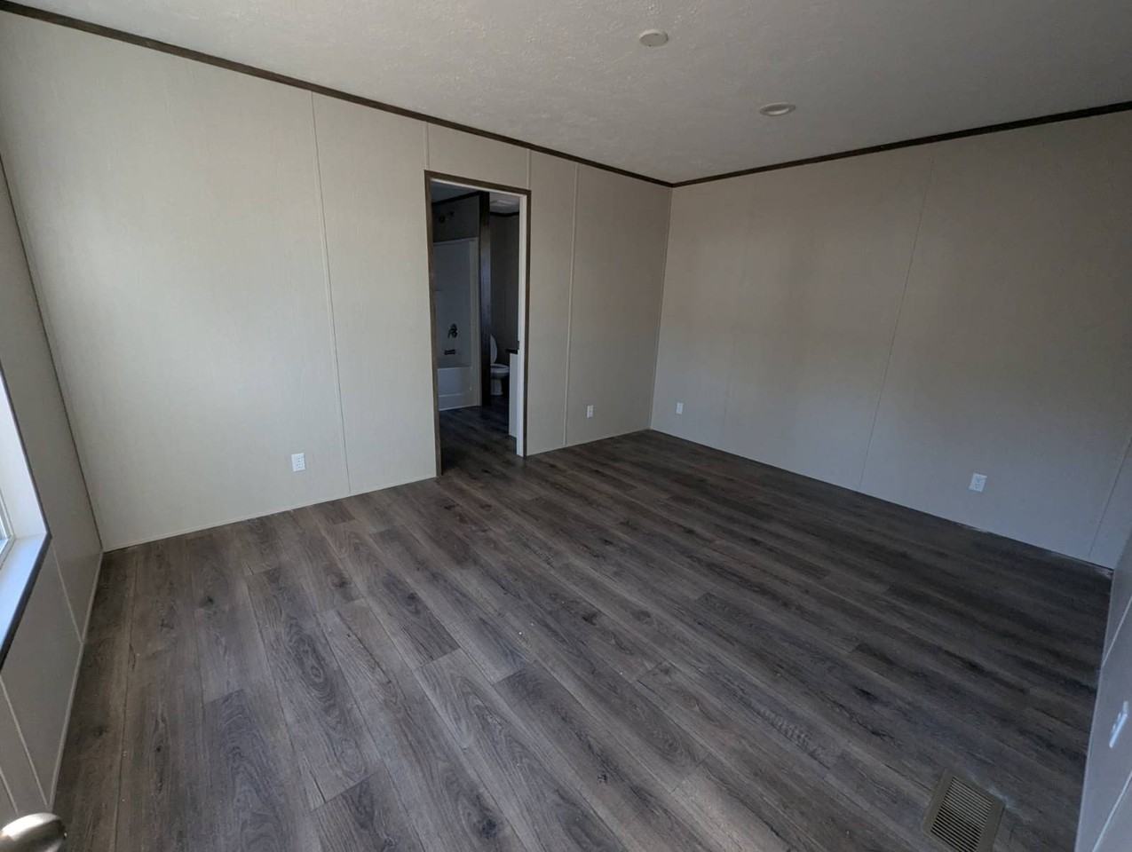 100 Near Lake Cir #22 - Photo 3 of 10