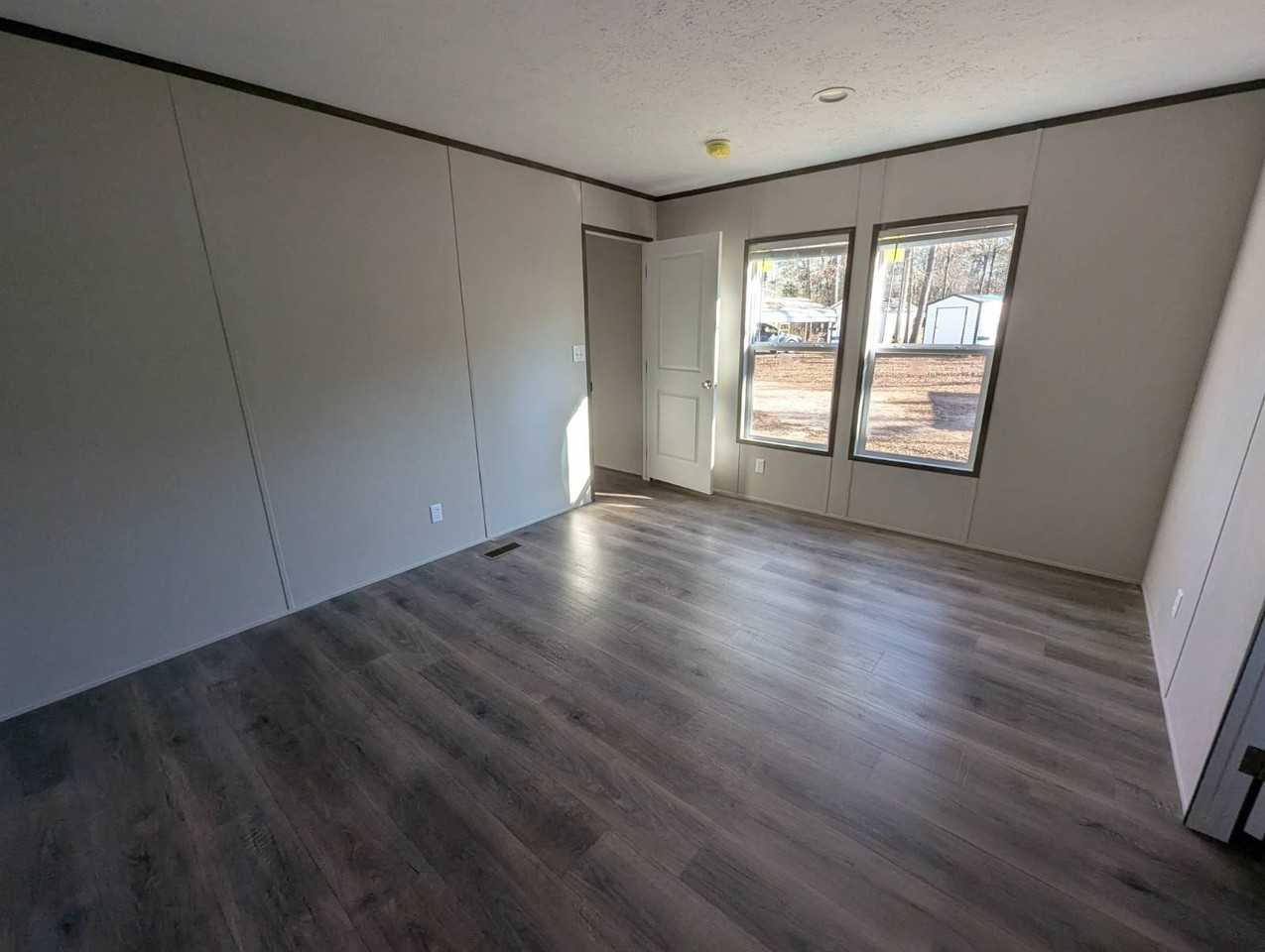 100 Near Lake Cir #22 - Photo 4 of 10