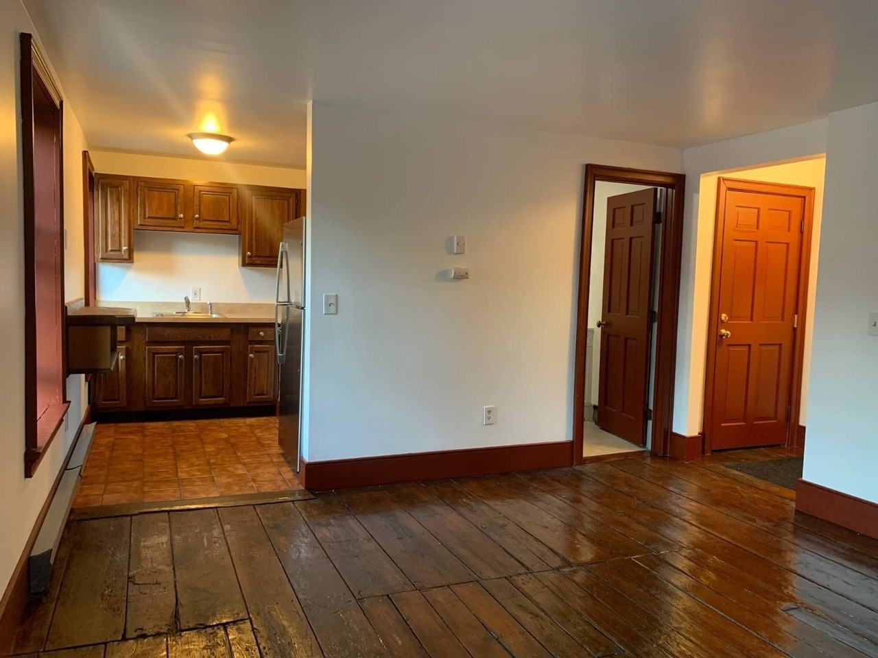 32 N College St #4 - Photo 3 of 9