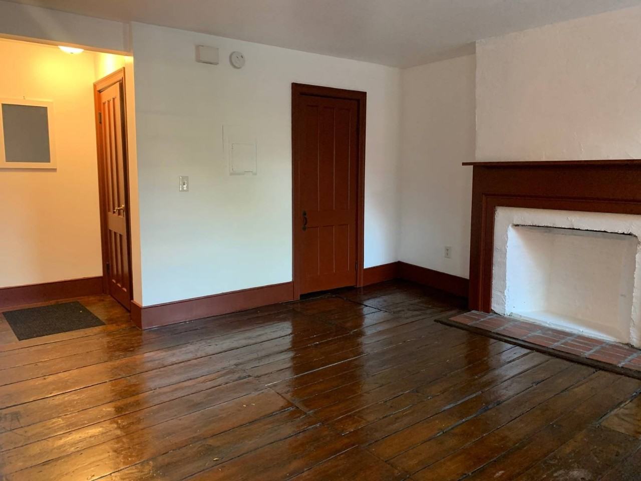 32 N College St #4 - Photo 4 of 9