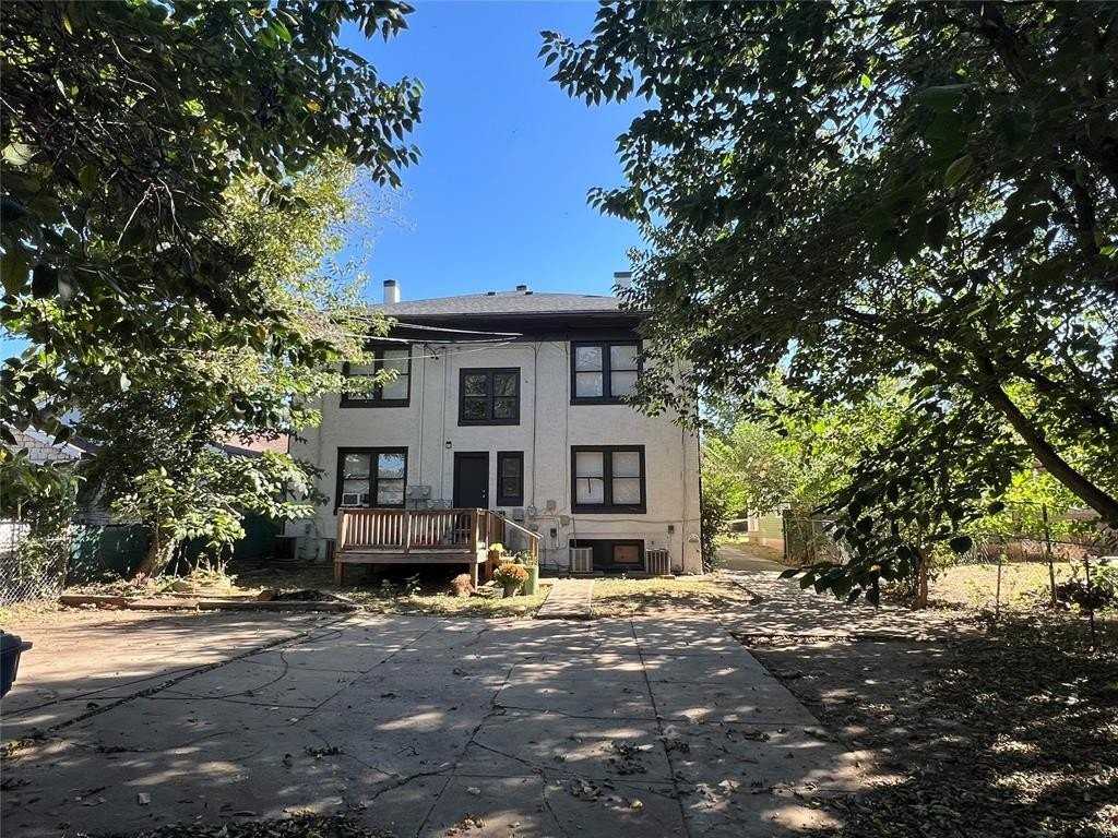 3019 N Robinson Ave Unit 3021 - Photo 6 of 17